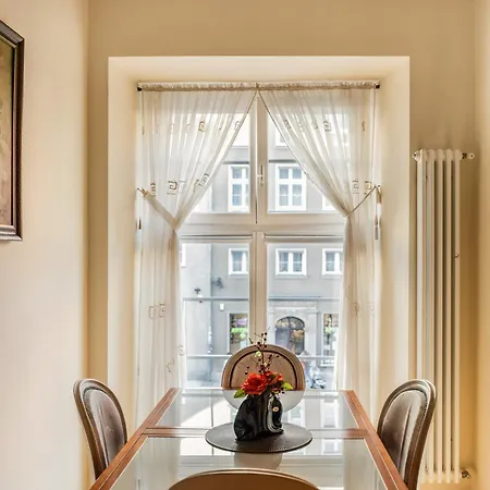 Lägenhet Cosmo - Old Money *