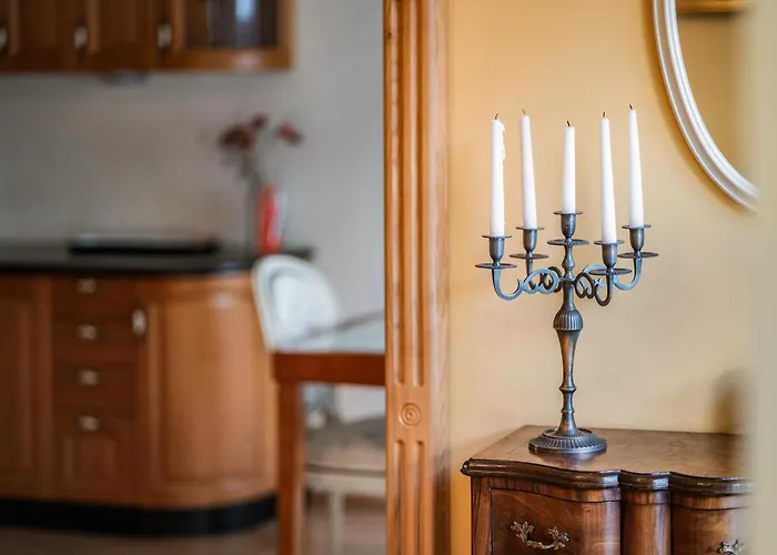 Cosmo - Old Money شقة