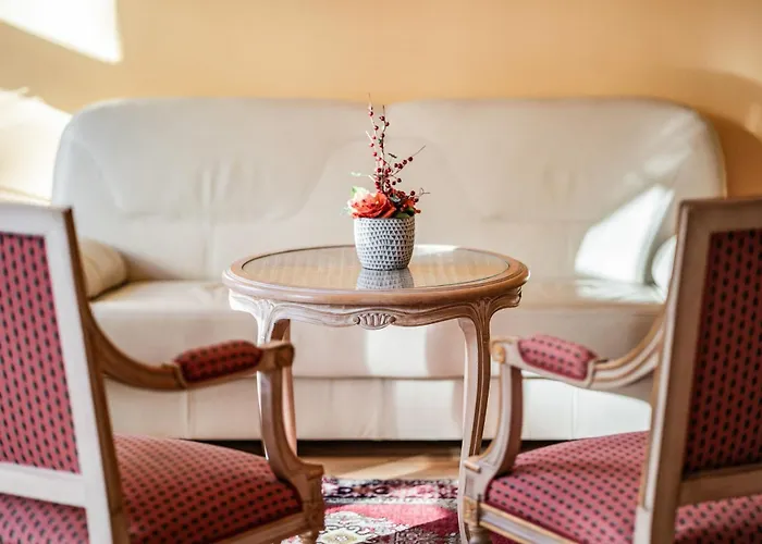 Cosmo - Old Money * 格但斯克